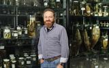 Stefan Hertwig in der Nasssammlung